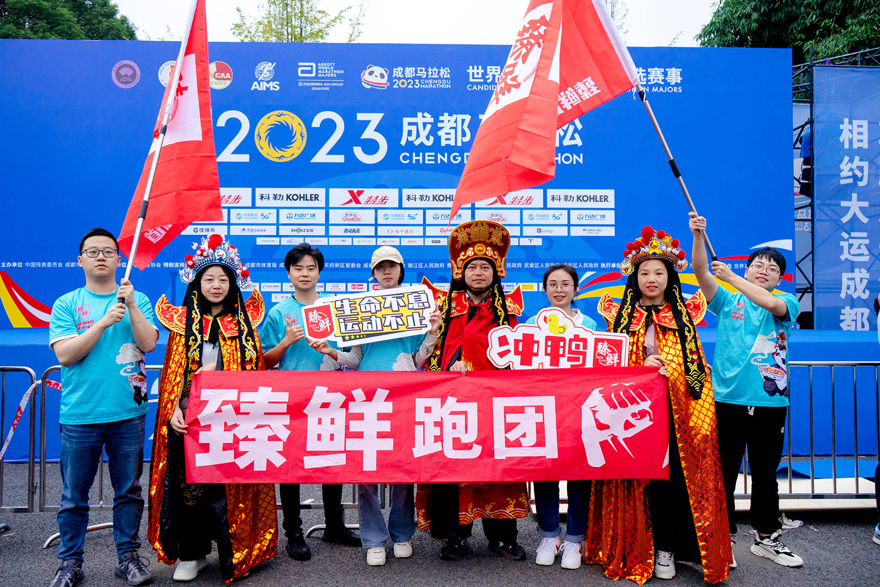 火锅底料商家竟让吃货们疯狂打call！PG电子麻将胡了2模拟器震惊！这家四川(图2)